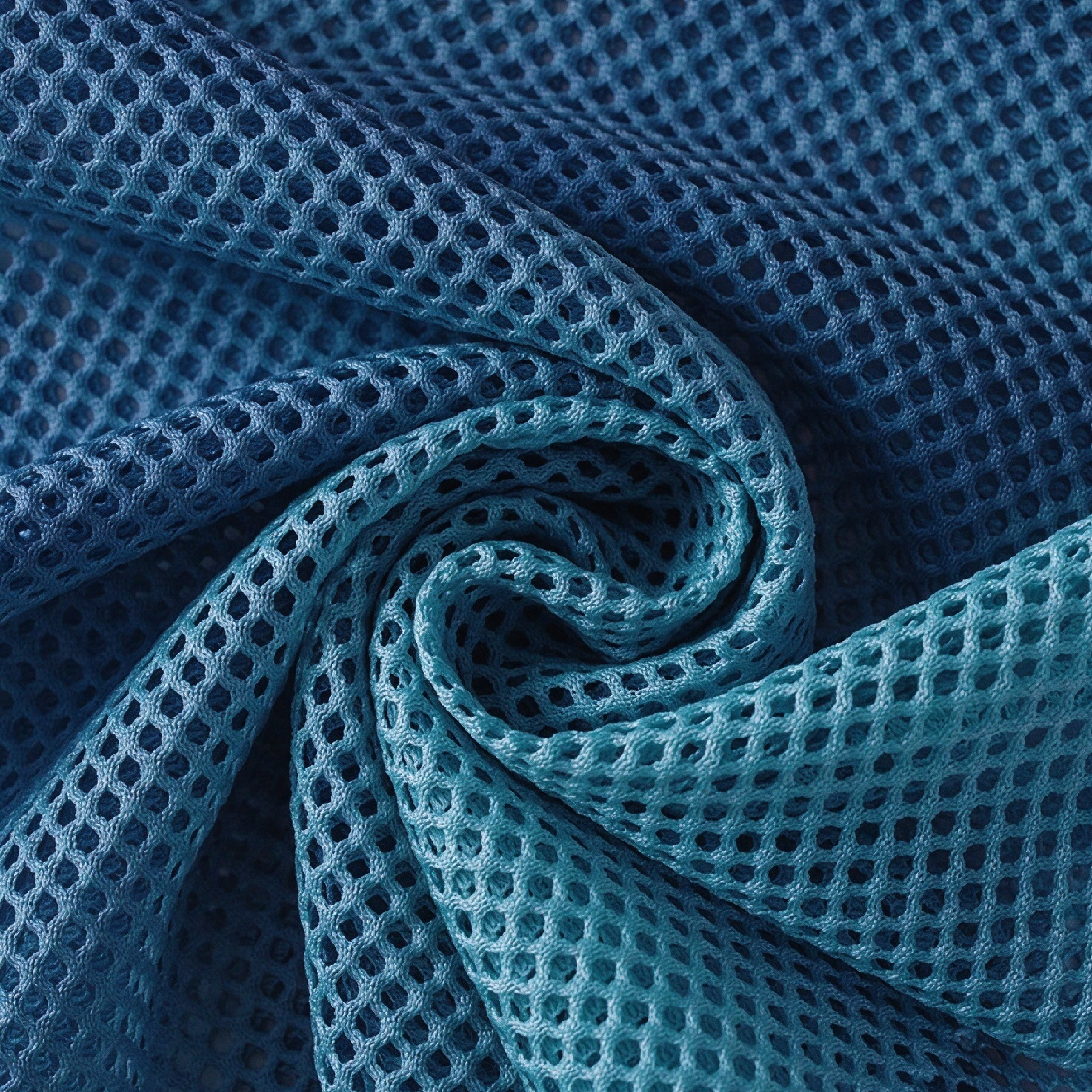 Large Hole Polyester Mesh Knit Fabric - 图片 4